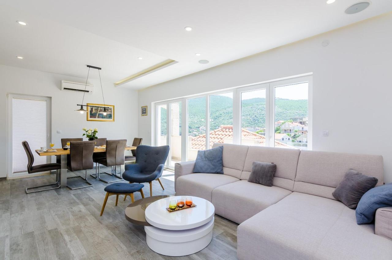 Villa Tranquility Nest Beniva Мокошиця Екстер'єр фото