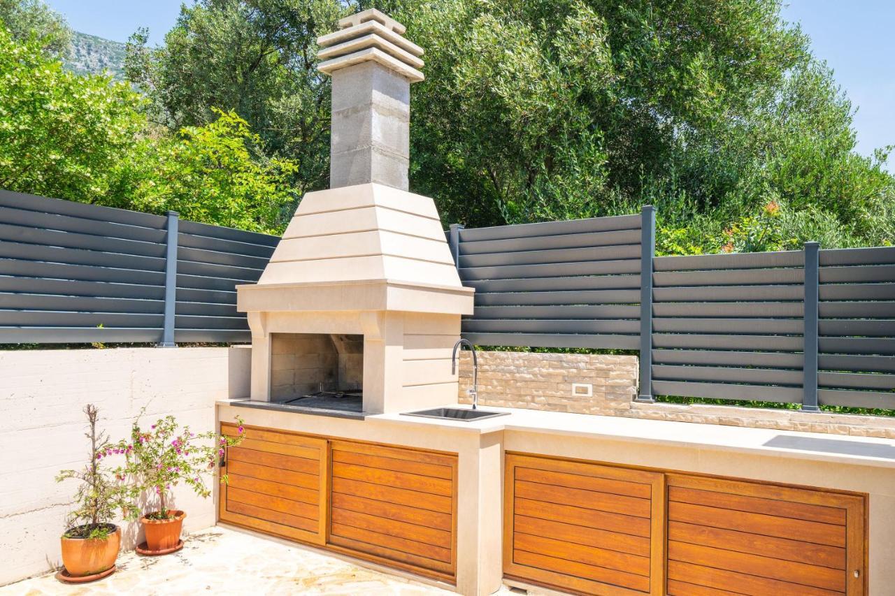 Villa Tranquility Nest Beniva Мокошиця Екстер'єр фото