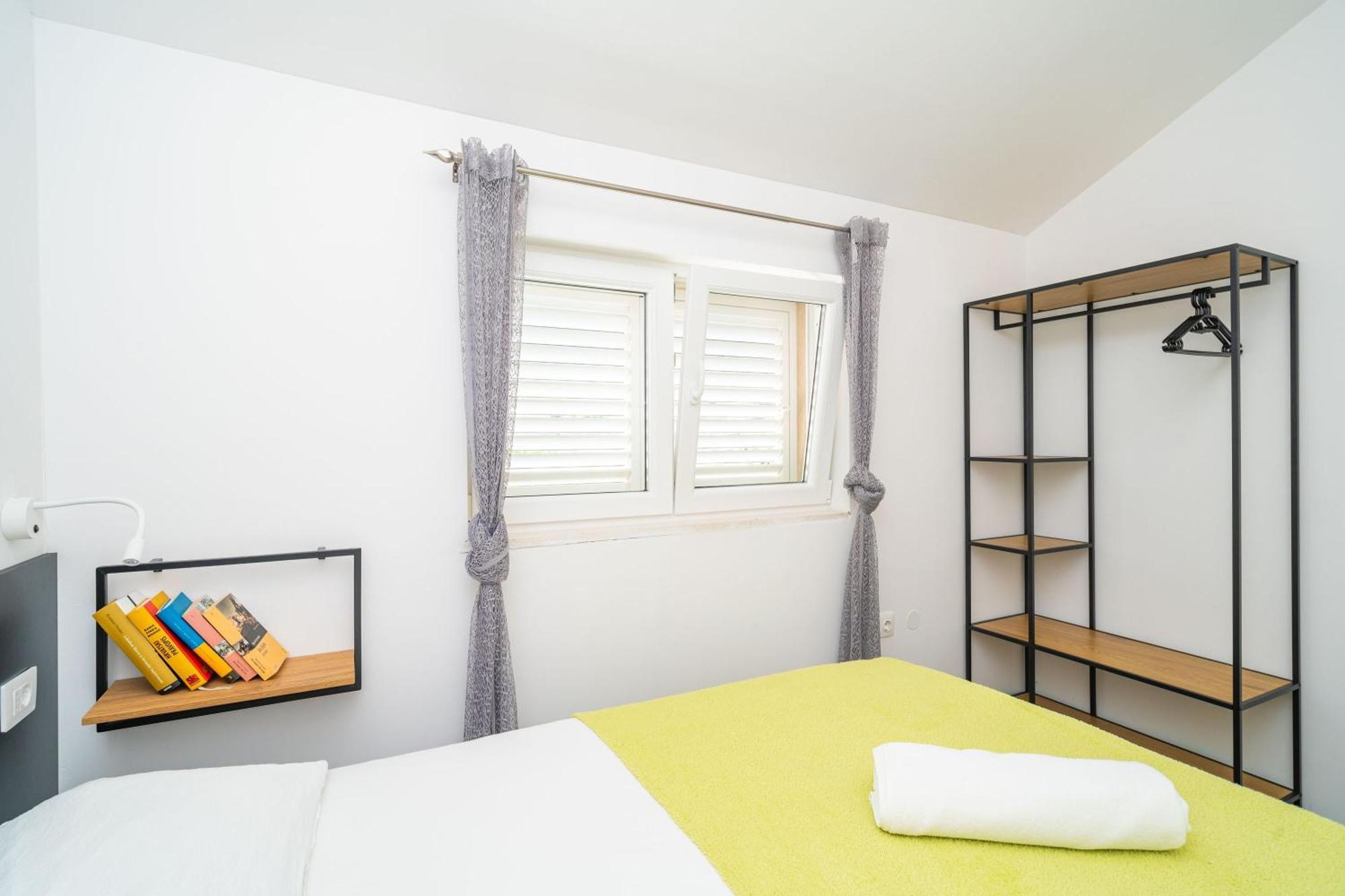 Villa Tranquility Nest Beniva Мокошиця Екстер'єр фото