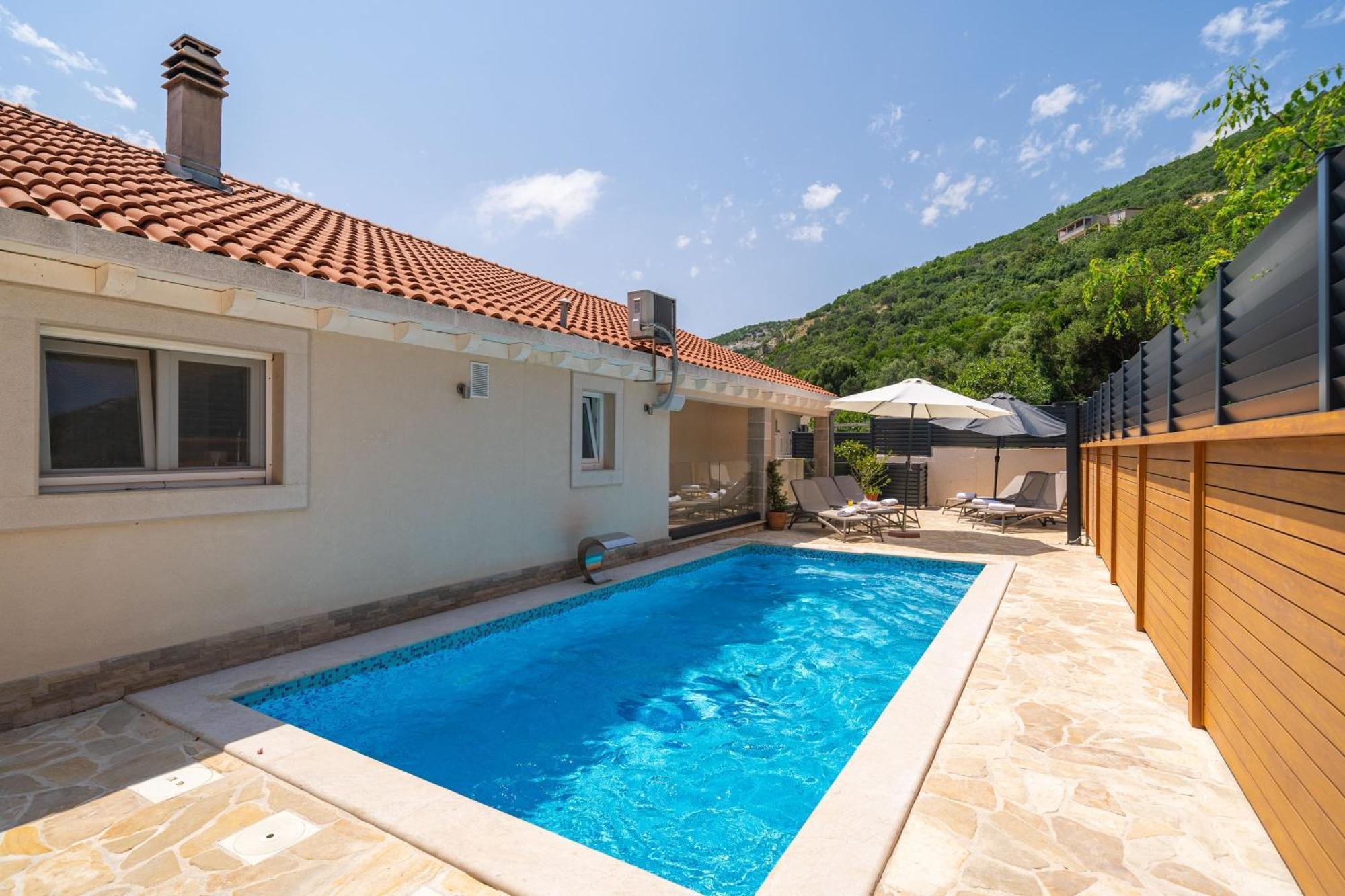 Villa Tranquility Nest Beniva Мокошиця Екстер'єр фото